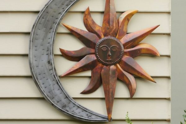 Outdoor metal wall decor