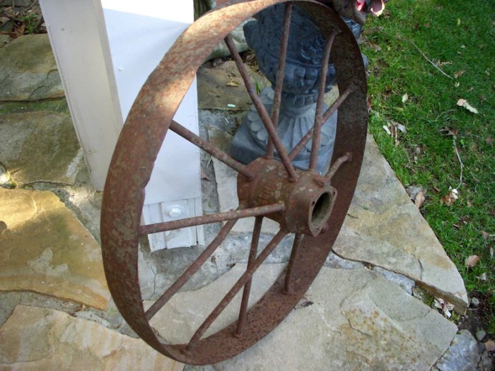 Metal wagon wheel outdoor decor