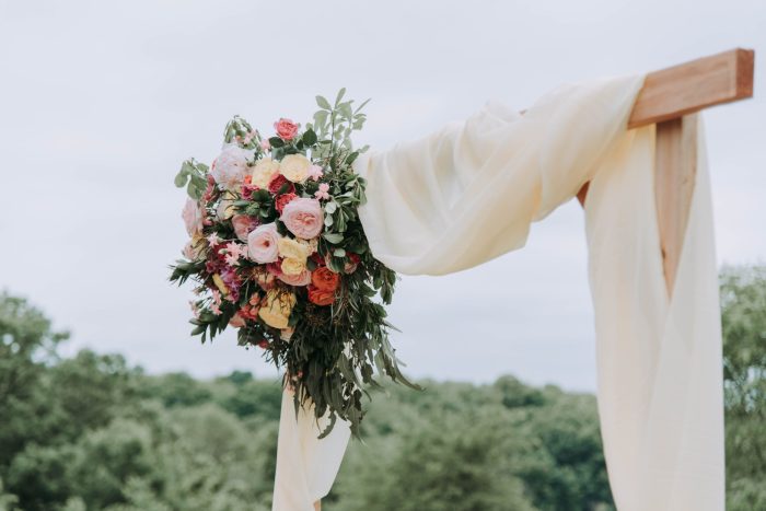 Rustic outdoor wedding decor