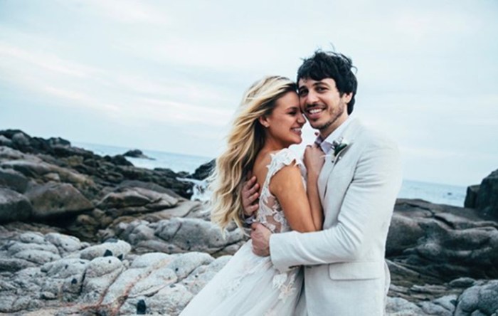 Kelsea ballerini wedding dress